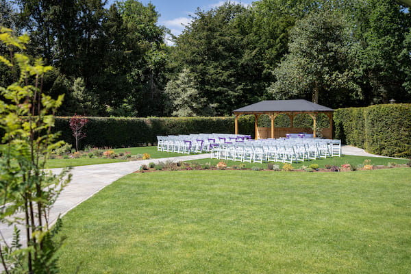 Outdoor Venue for Wedding - De Zoete Garden.