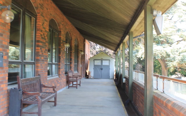 Hobbit Suite patio - The Warren Hayes Weddings