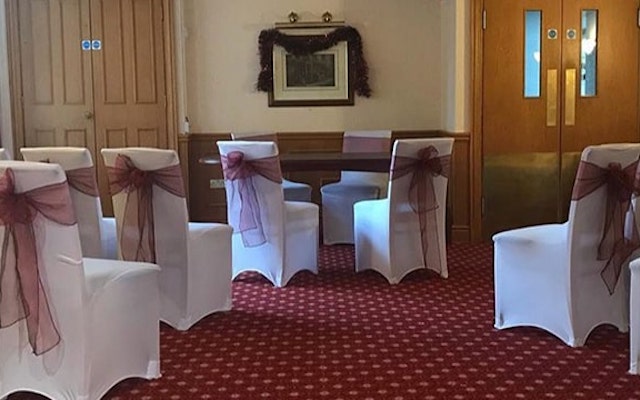 Hobbit Suite The Warren weddings Bromley